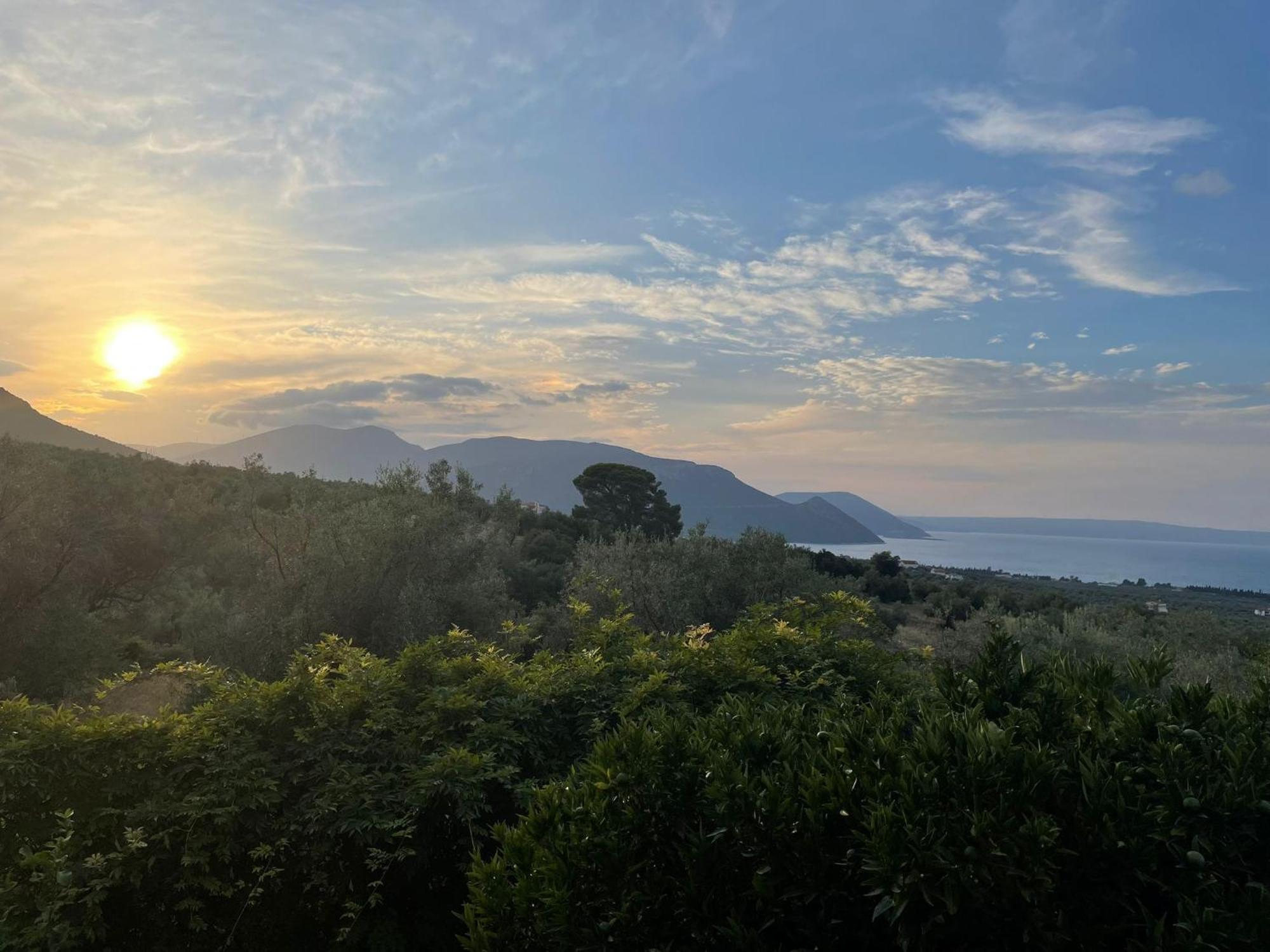 Panoramic View Summerhouse Loukissia Exterior foto